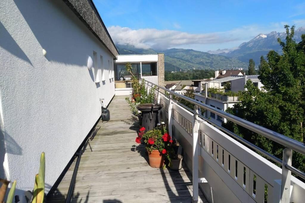 Penthouse In Schaan Apartman Kültér fotó
