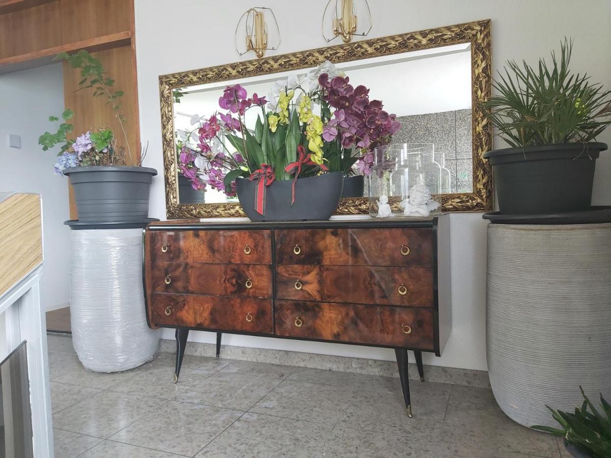 Penthouse In Schaan Apartman Kültér fotó